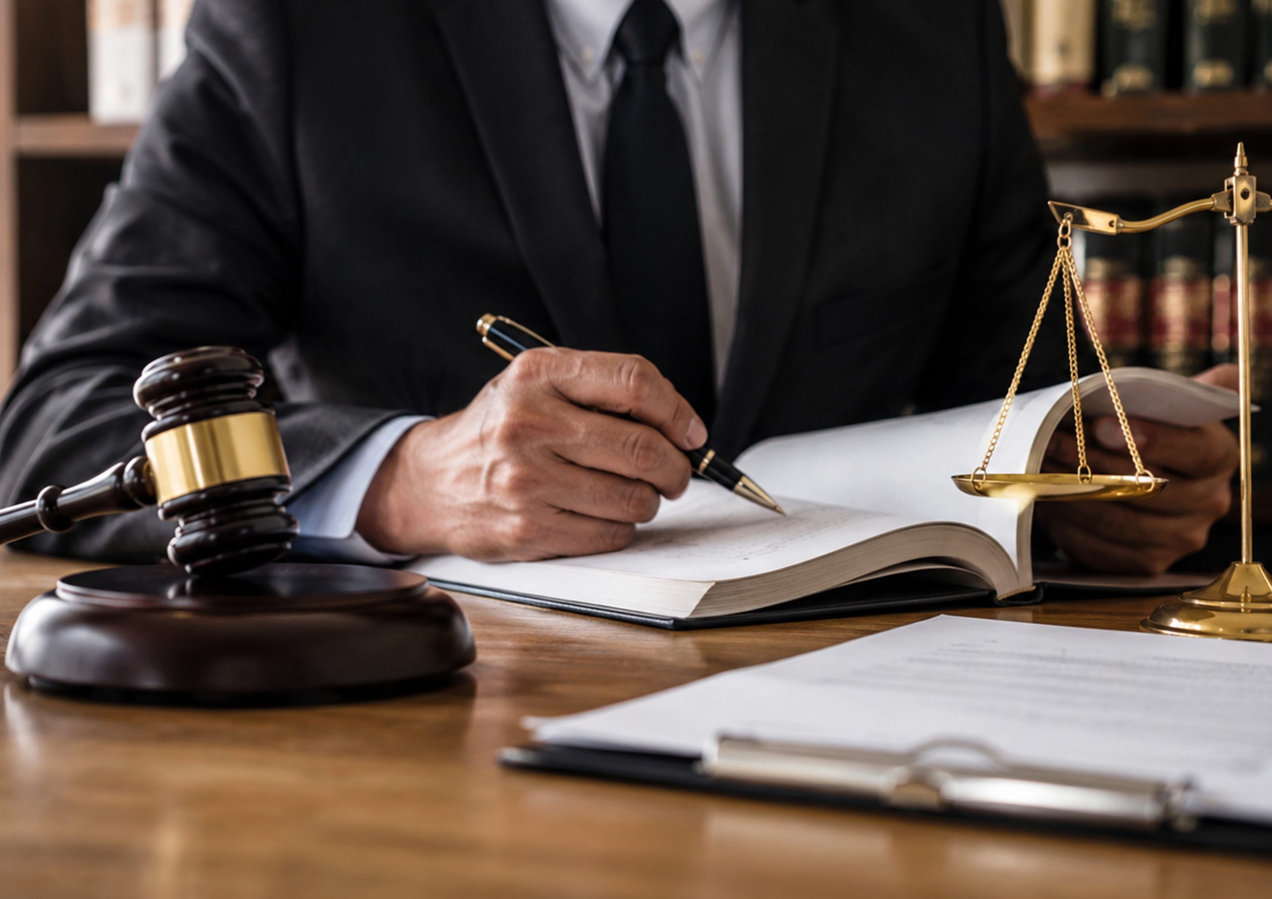 What Are the Most Effective Defenses in Hutchinson Island Assault Cases